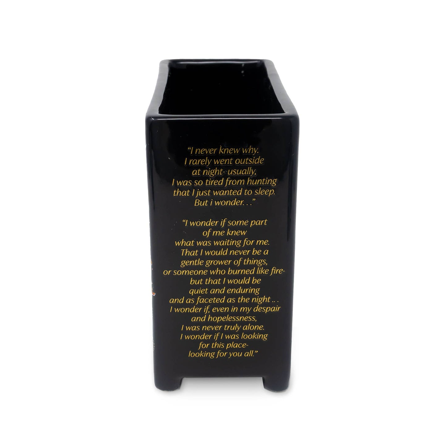 Vase, Dresser